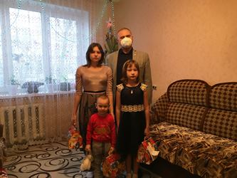 Вениамин Гришаев посетил многодетную семью 